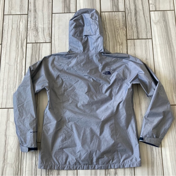 NWOT The North Face HyVent 2.5L weatherproof jacket. - Picture 8 of 9